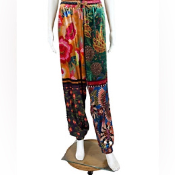 FARM Rio Multicolor Patterned Pants - Picture 2 of 7